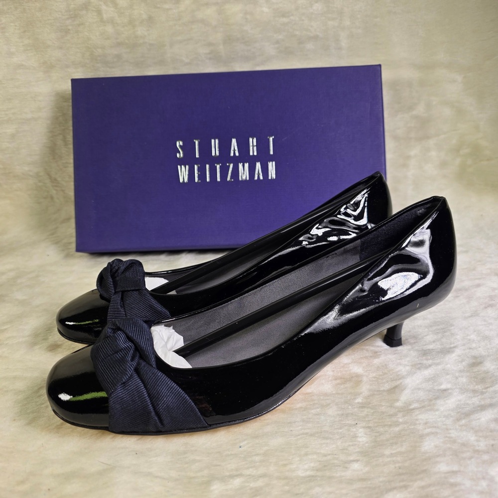 Stuart Weitzman Kitten Heels Pumps Black Patent Leather Bow on Toe Womens 7 New